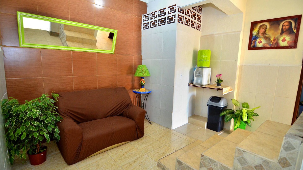 Aparecida House | Room with Balcony and Bathroom at Hotel Frei Galvão (hotelfreigalvao. Com. Br)
