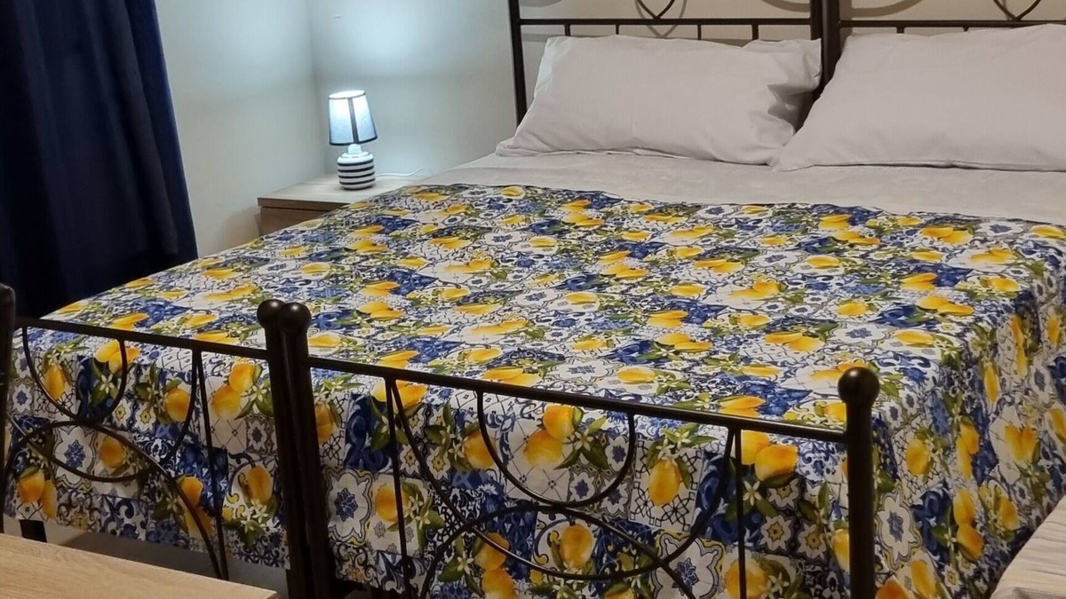 Palmi Resort | Room with breakfast included in cottage Holiday home in Palmi Pietrenere.