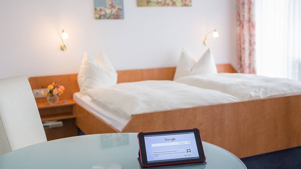Bad Soden-Salmuenster Apartment | Room with shower/WC