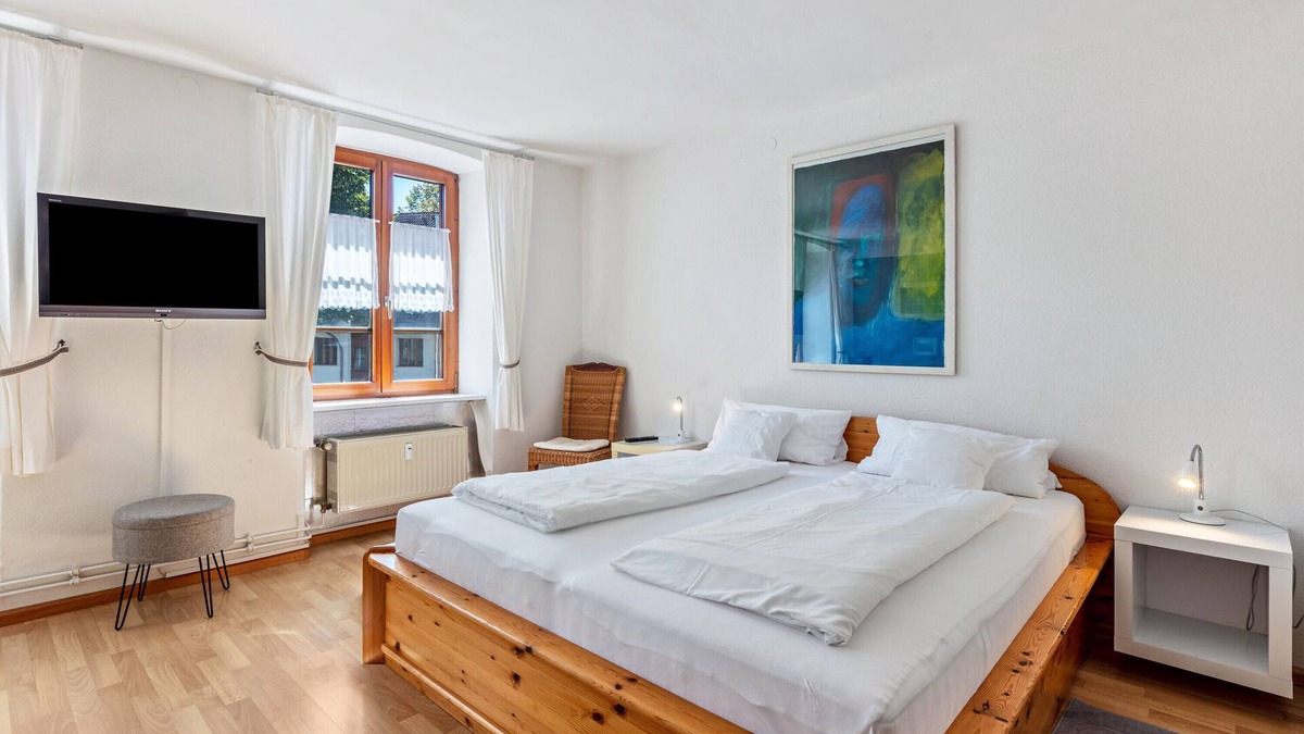 Schoenau im Schwarzwald Apartment | Room 'Zimmer 1' with Shared Terrace, Shared Garden and Wi-Fi