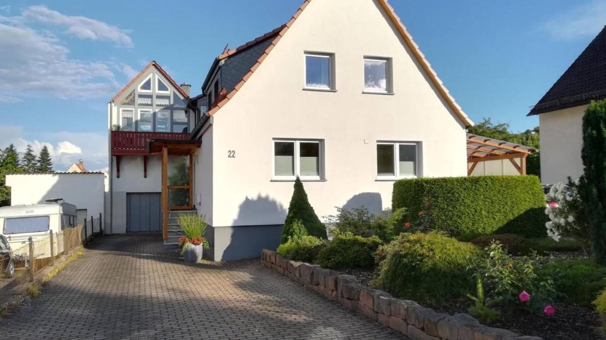 Angersbach Apartment | Room 'Zimmer 3' with Shared Terrace, Wi-Fi and Air Conditioning