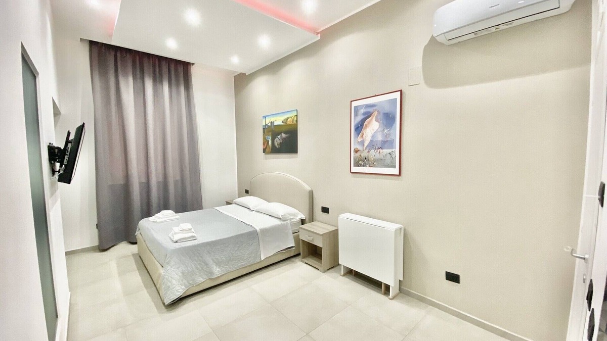 Cercola House | Room25sqm Guest House Center