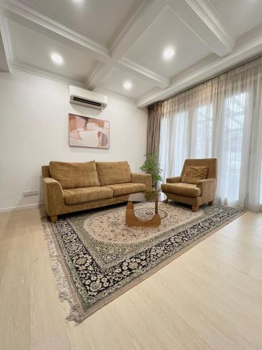 Section 9 House | Roomah Puteh