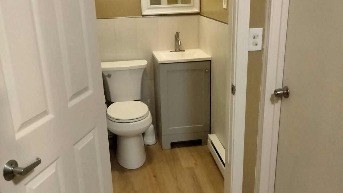 Southern Mattapan House | Rooms and apartment rentals in Boston ma.