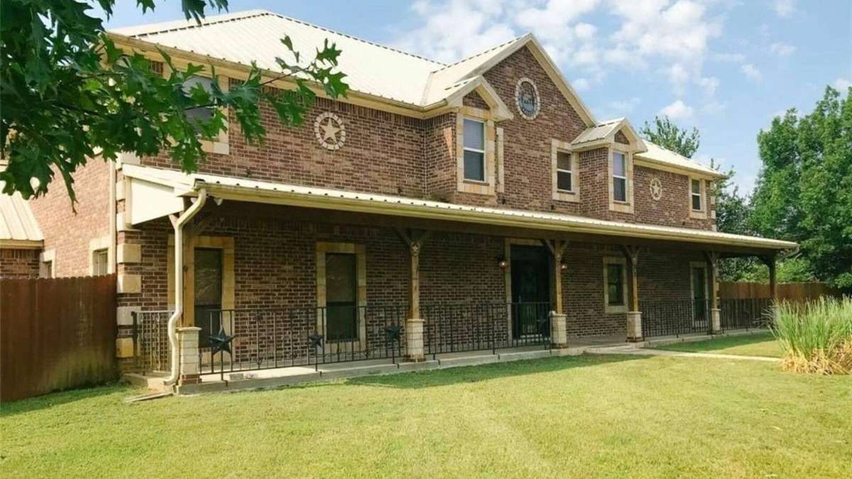 Sulphur Springs Bed & Breakfast | Rooms and Wedding venue