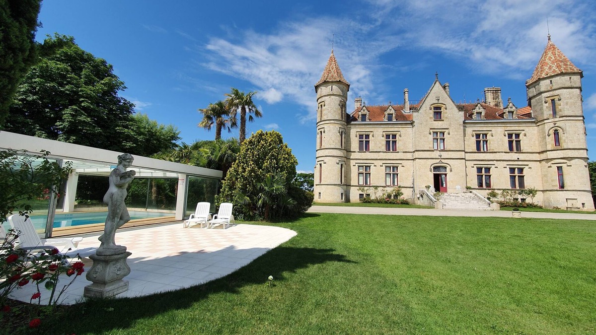 Leyritz-Moncassin House | ROOMS, Bordeaux region, wine route, thermal baths, cures.