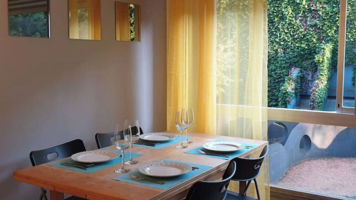 Flandres Apartment | Roomy ,calm and comfy :) in the easy Paris !