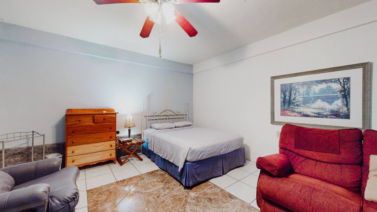 Santa Elena House | Roomy Casita - Shared Pool - Free High-Speed WiFi, AC