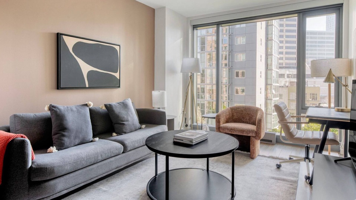 Civic Center Apartment | Roomy Hayes Valley 1BR w/Yoga Studio, 1 min to BART, by Blueground