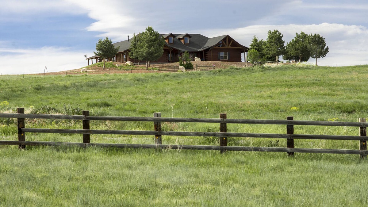 Morgan County Cabin | Roomy! Relax in luxury with country solitude and incredible mountain views.