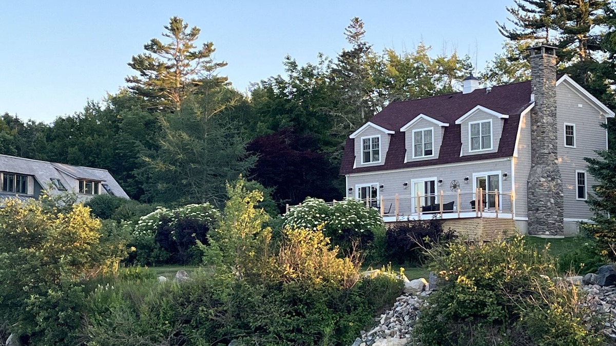 Manset Cottage | 'Rooster Cottage' Harborside - Built New 2022