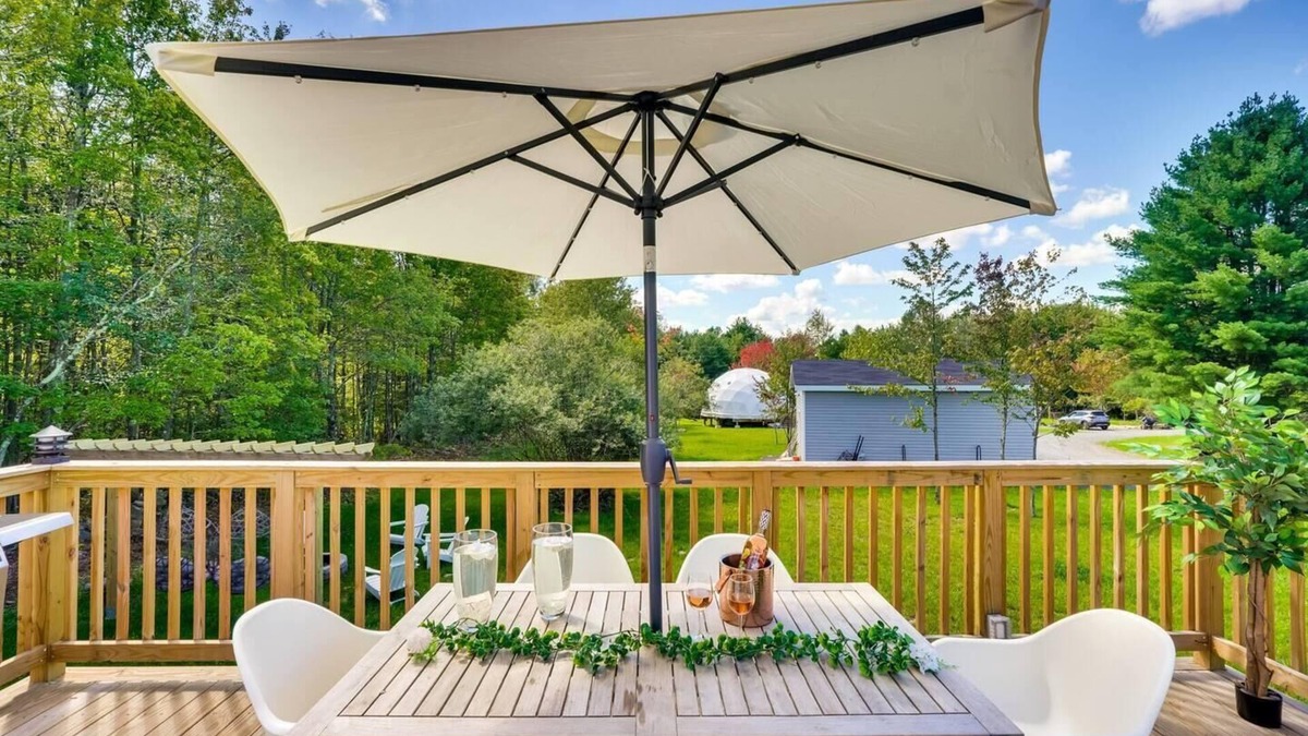 Monticello Cabin | Rosé All Day Geodome - Unique Escapes "Rosé All Day" Dog Friendly Geodome