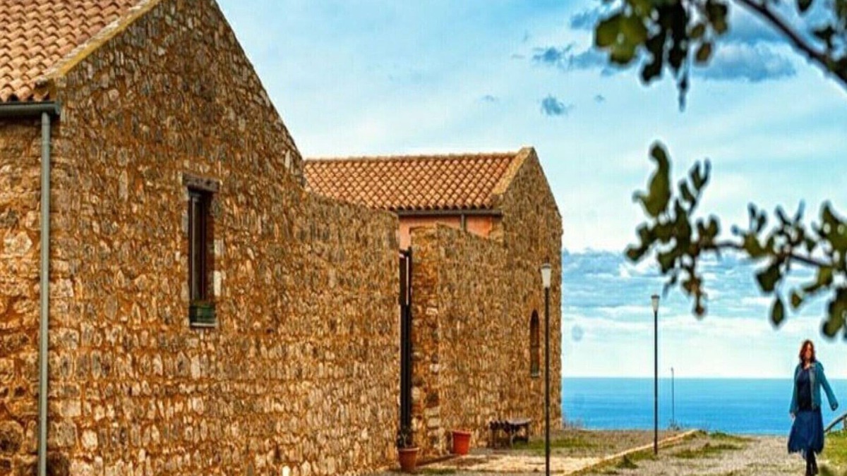 Collesano Apartment | Rosa Canina, comfortable apartment for a couple or a family with children.