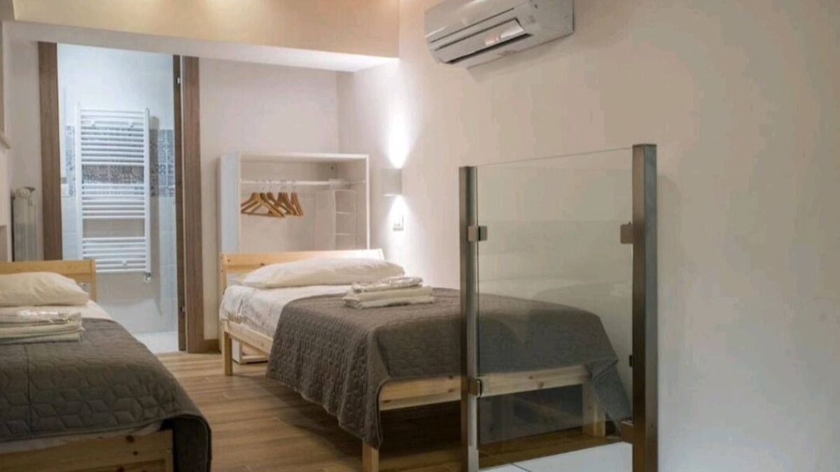 Vazzano Apartment | Rosa's House Attic