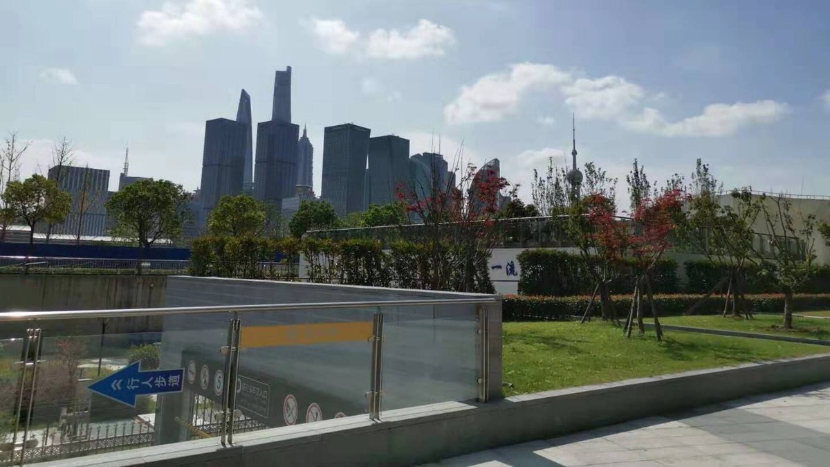 The North Bund Hostel | Rosalie de La House !