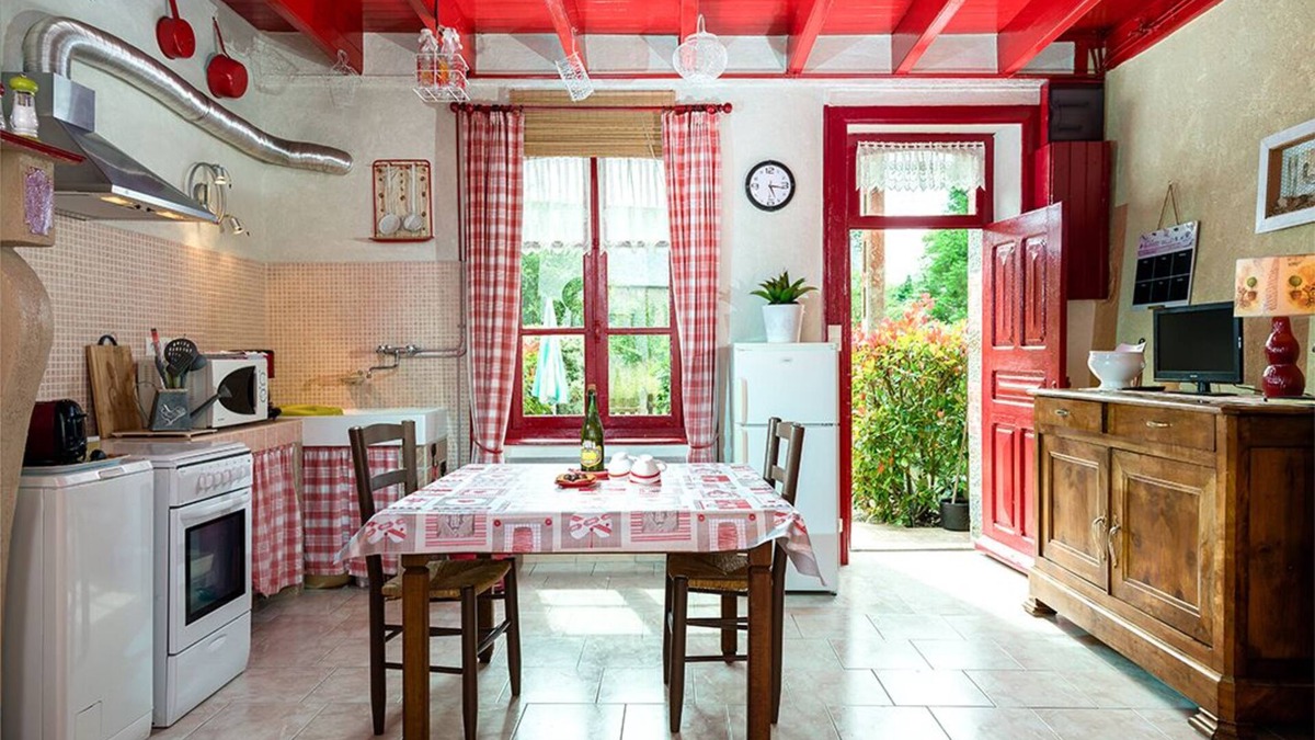 Saint-Helen House | ROSALIE'S HOUSE