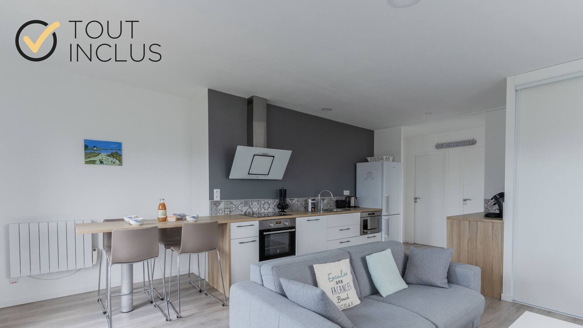 Ploudalmezeau Apartment | ROSCAROC ENEZ AR BEG - Charming T2 near the beach