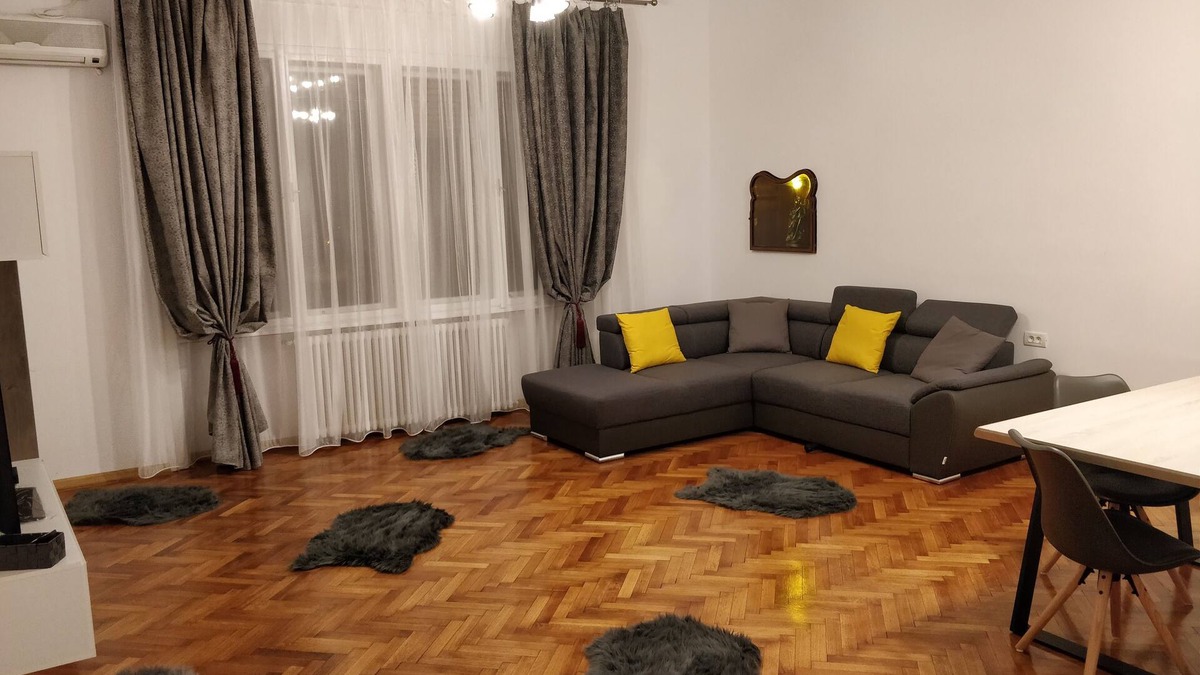 Old City Apartment | Rose Apartment No. 2