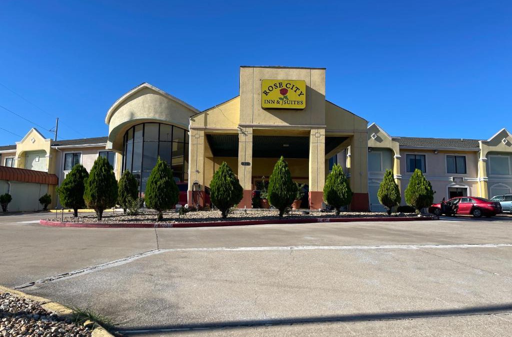 Tyler Hotel | Rose City Inn & Suites