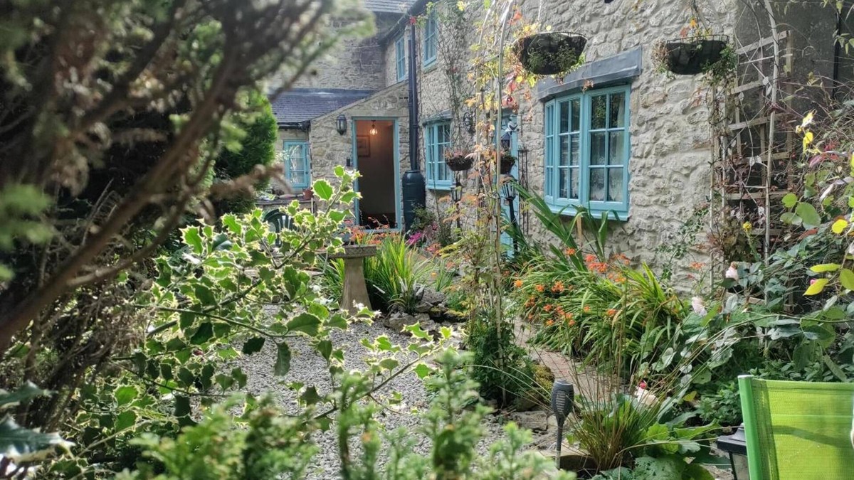 Millers Dale Cottage | Rose Cottage - Cosy Cottage in Millers Dale