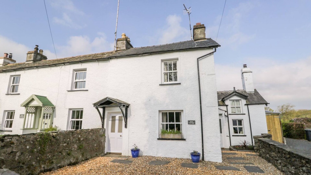 Lowick Cottage | ROSE COTTAGE, family friendly, with open fire in Lowick Bridge