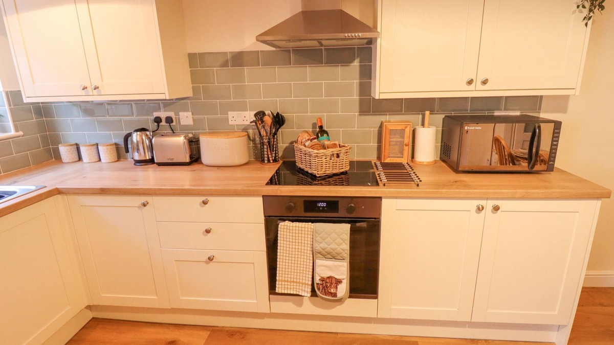 South Cave Cottage | Rose Cottage