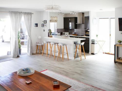 Dingwall House | Rose Cottage
