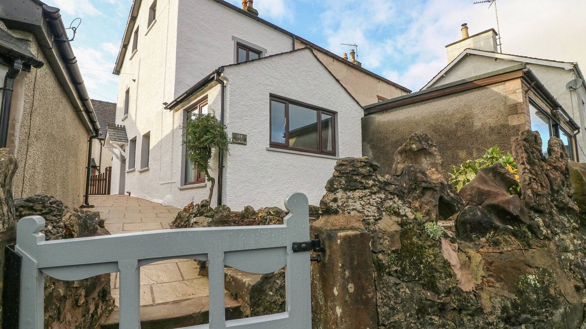 Cark House | ROSE COTTAGE, pet friendly, with a garden in Cark In Cartmel