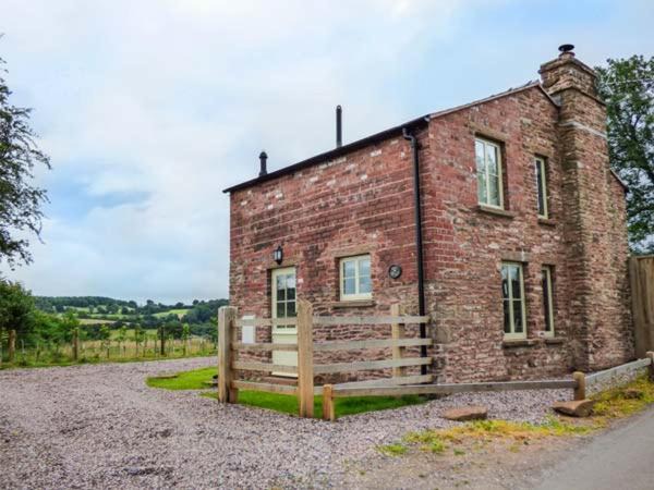 Monmouth House | Rose Cottage