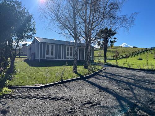 Puketapu House | Rose Cottage
