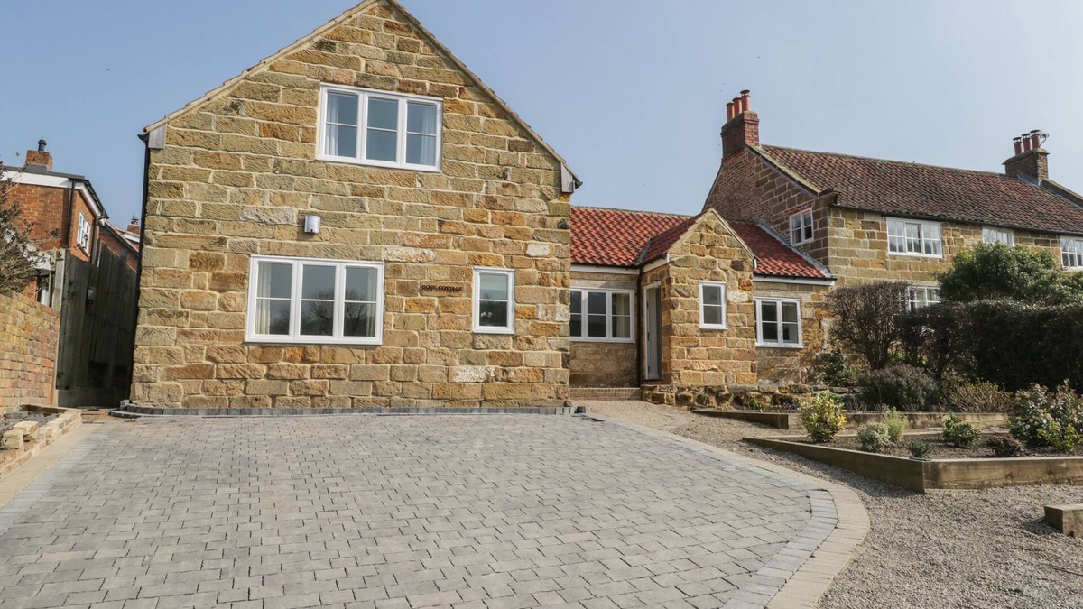 Carlton-in-Cleveland House | ROSE COTTAGE, pet friendly, character holiday cottage in Faceby