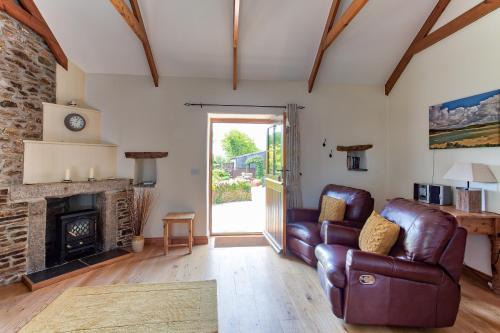 St Wenn House | Rose Cottage, Tregolls Farm