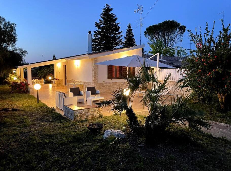 Cassano delle Murge House | Rose country