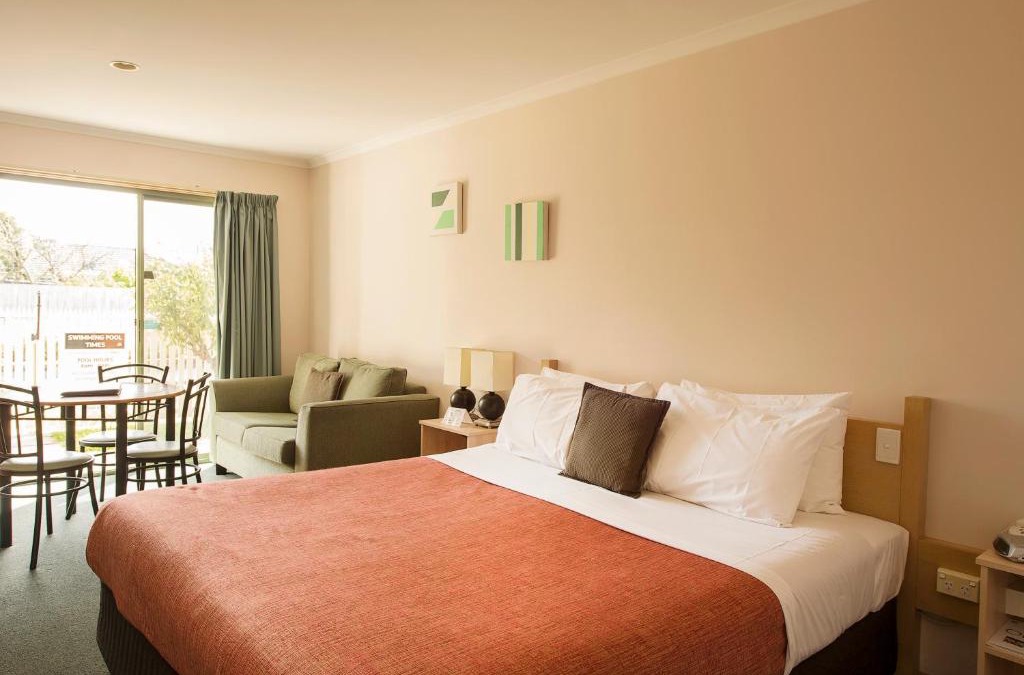 Belmont Hotel | Rose Garden Motel
