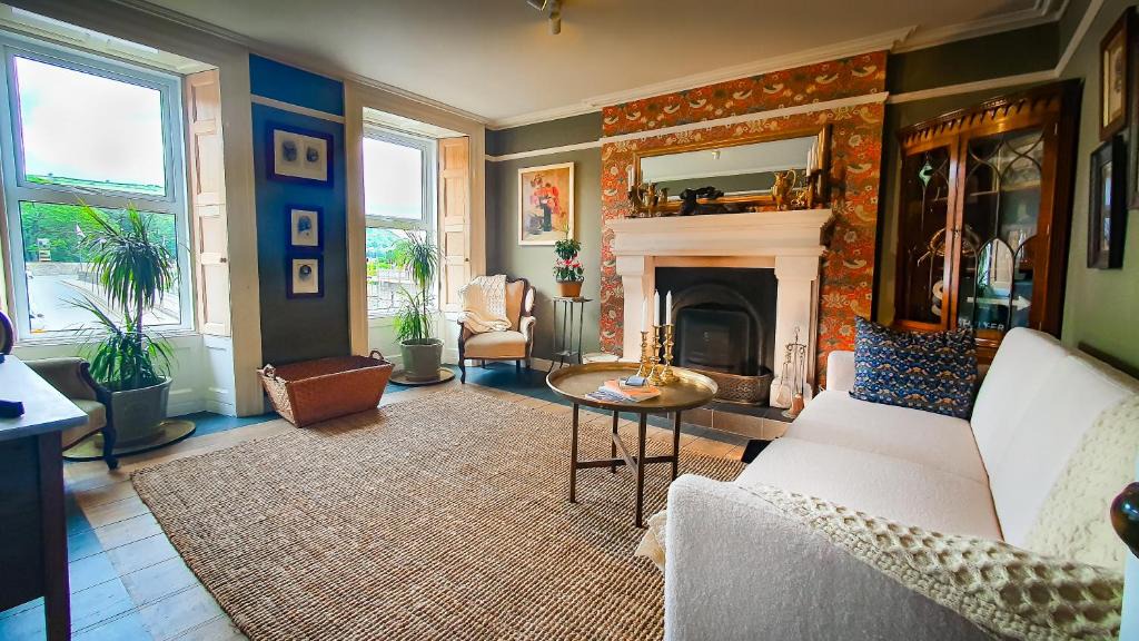 Glenarm Villa | Rose House