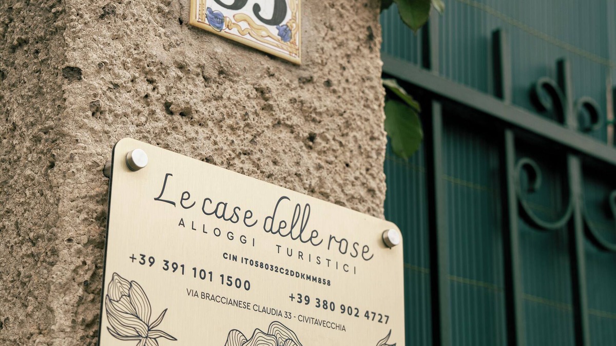 Civitavecchia Apartment | ROSE HOUSES A STONE'S THROW FROM THE HARBOR