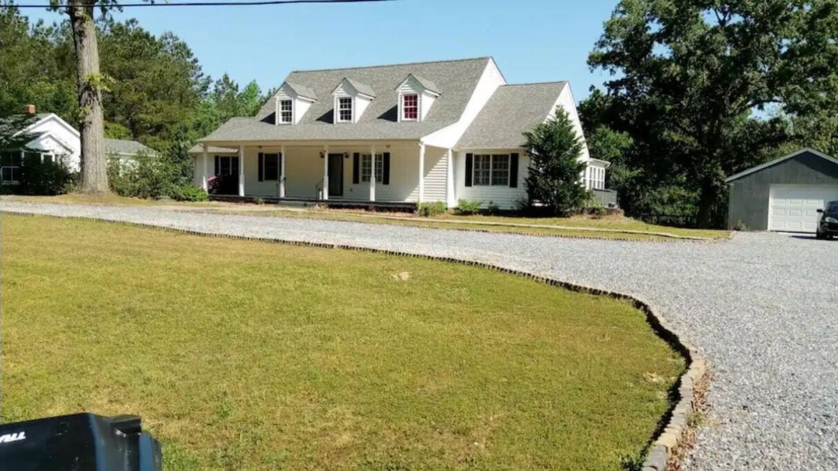 Yale House | Rose Lee's Place