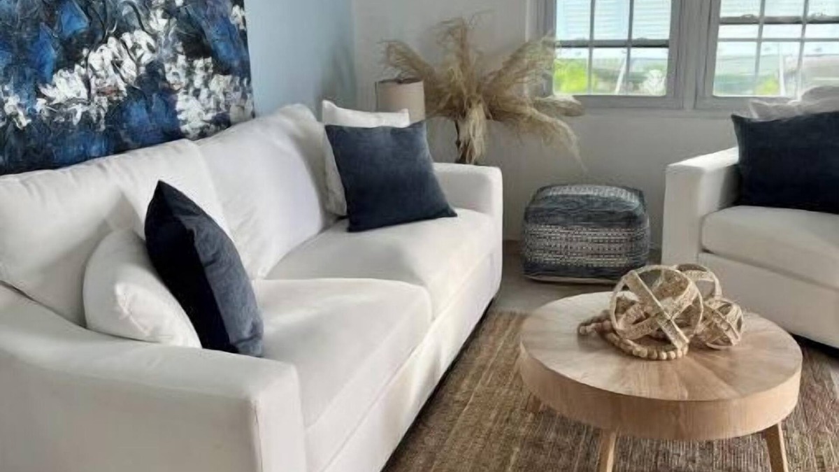 Somerset Village House | Rose Villa House