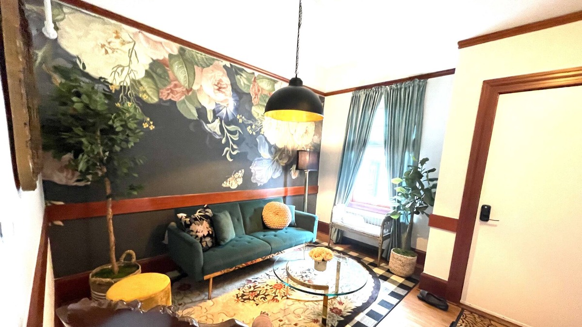 Astoria Villa | Rosebriar Mansion