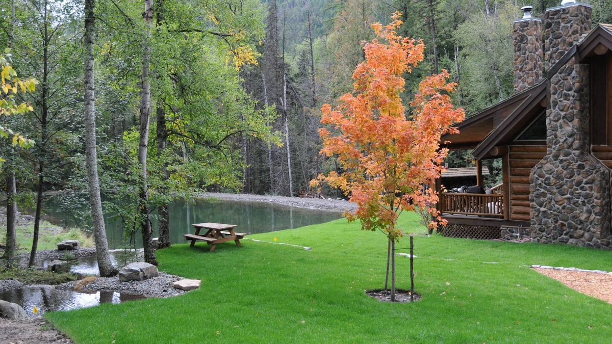 Eureka Cabin | Rosebud Cabin in NW Montana's Outdoor Wonderland
