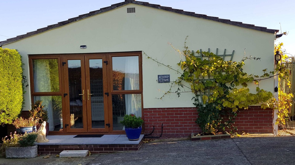 Somerton House | Rosehip Cottage : a west country rural retreat