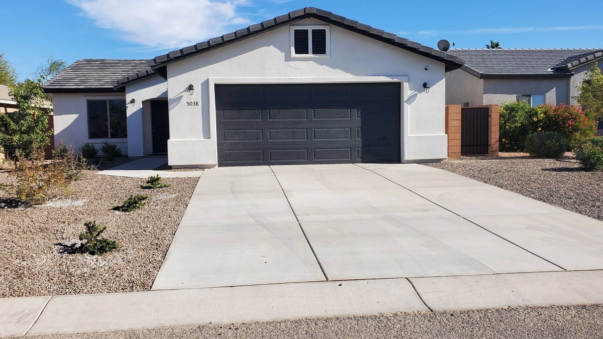 Fort Mohave House | Rosemary Beauty