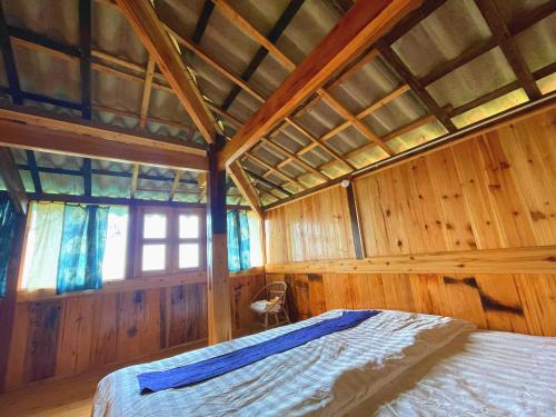 Sa Pa Hostel | Rosevine - Homestay Trekking Tour