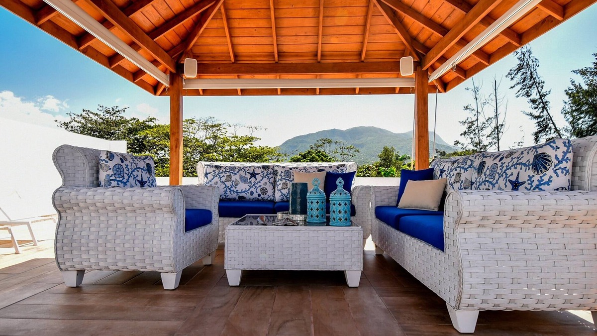 El Pueblito Apartment | Rosil Place, Beach Apt #8 with Rooftop Picuzzi