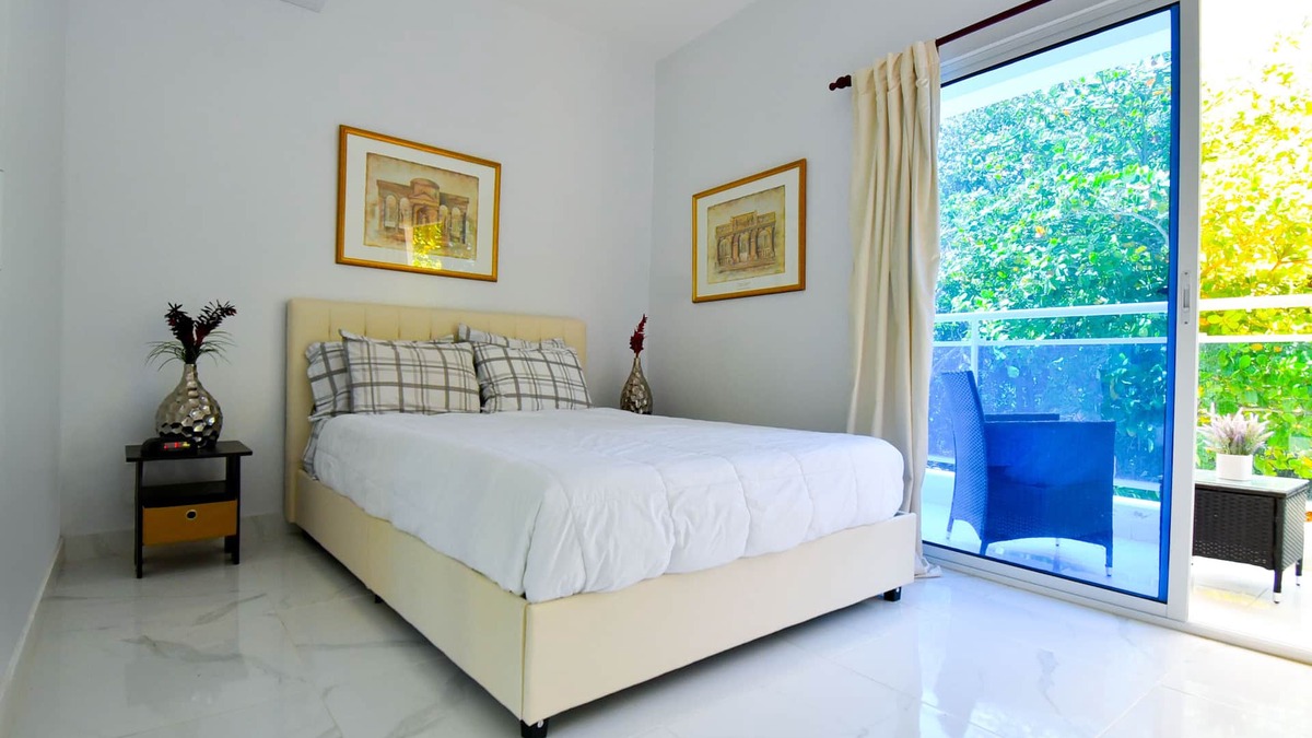 El Pueblito Apartment | Rosil Place, Modern Beach Apt #5 with Balcony
