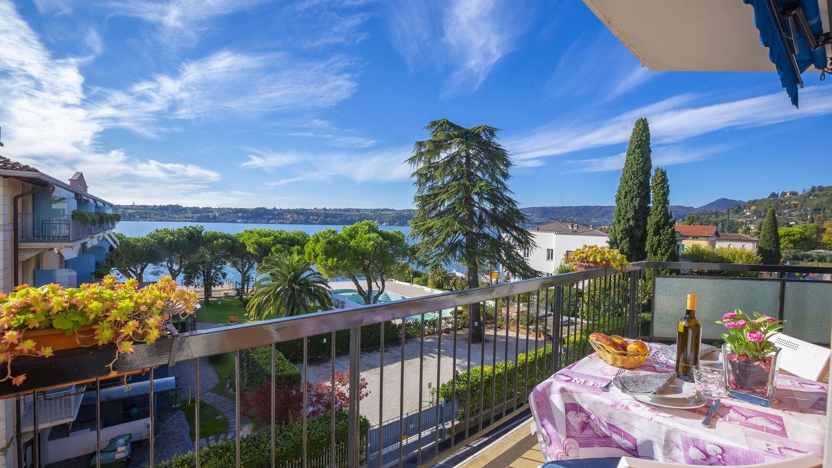 Barbarano Apartment | Rossella on the lake with fantastic view, Salò, Italy