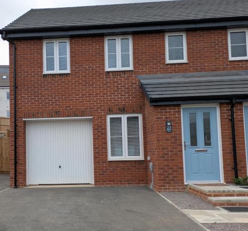 Cribbs Causeway House | Rossetti