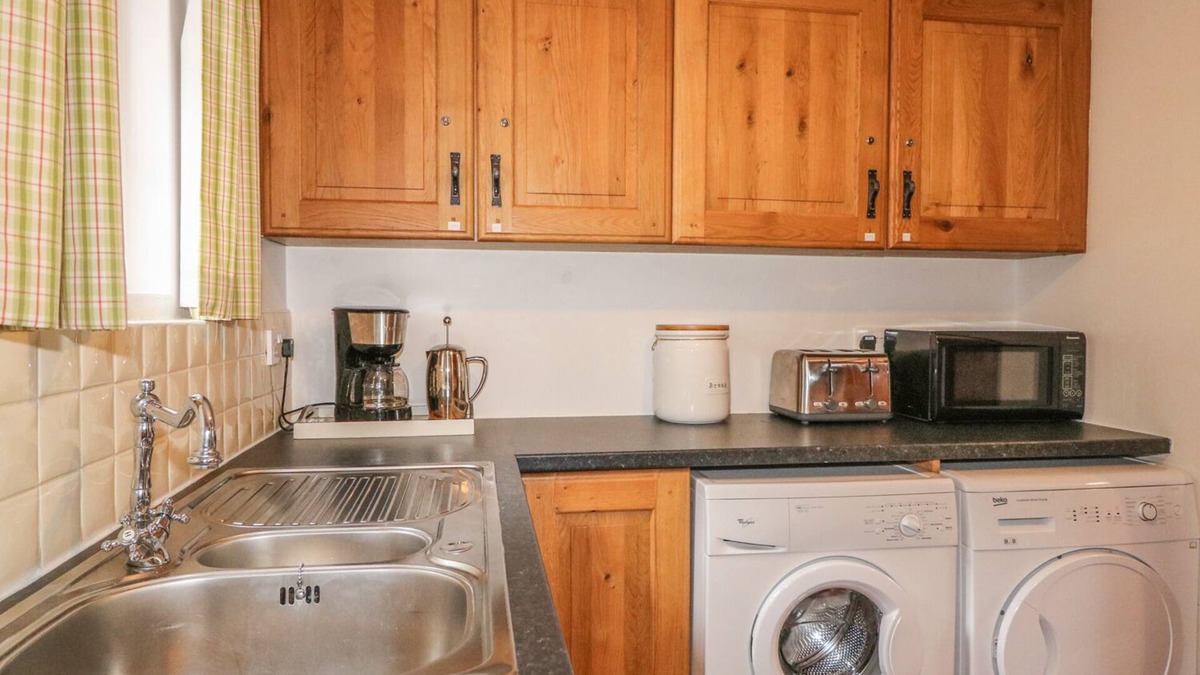 Broughshane Cottage | ROSSLARE COTTAGE, with open fire in Broughshane