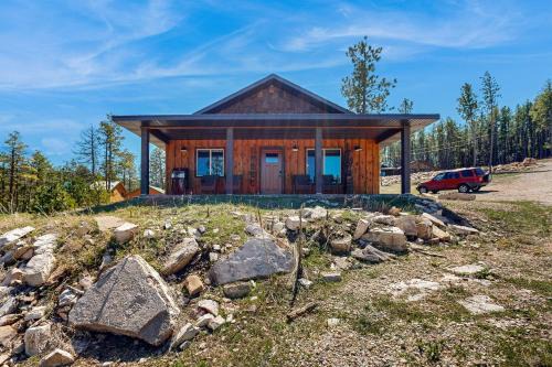 Sturgis House | Rost Place Round-Up