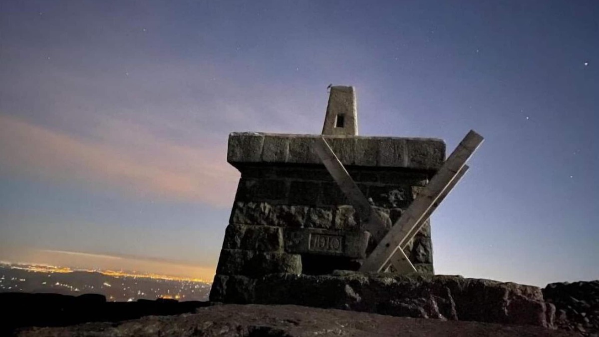 Newry Cabin | Rostrevor Mountain Lodge "Cosy & Friendly"